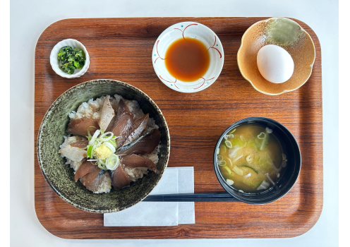 高知県産サバの漬け丼