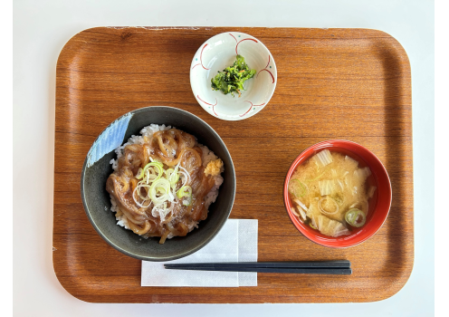 境港産　いかの漁師風漬丼